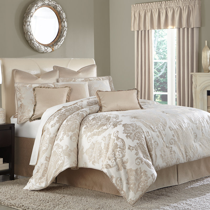 Michael Amini Distinctive Bedding Designs Comforter Set Wayfair